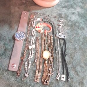 Two Jewelry Sets, One Silver toned, One gold toned